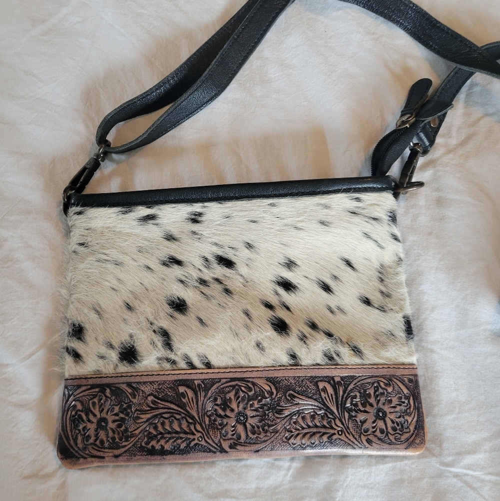 Merbaa Cowhide Hairon & Tooled Leather Crossbody Black Purse - Picture 2 of 7